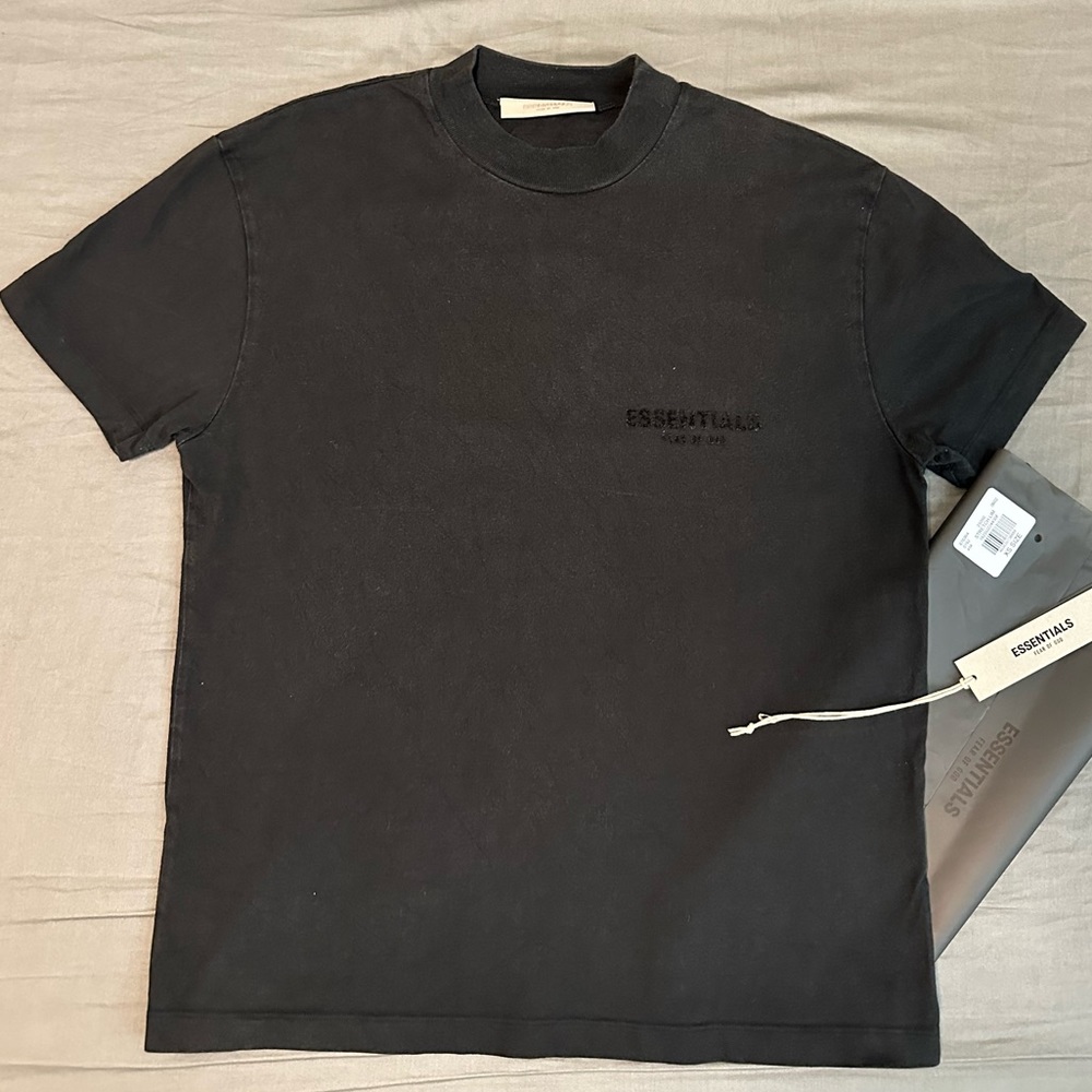 Fear of God Essentials SS Tee (Stretch Limo)- XS (used)